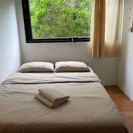 Budget Room Koh Phangan Pier With Ac Zewnętrze zdjęcie