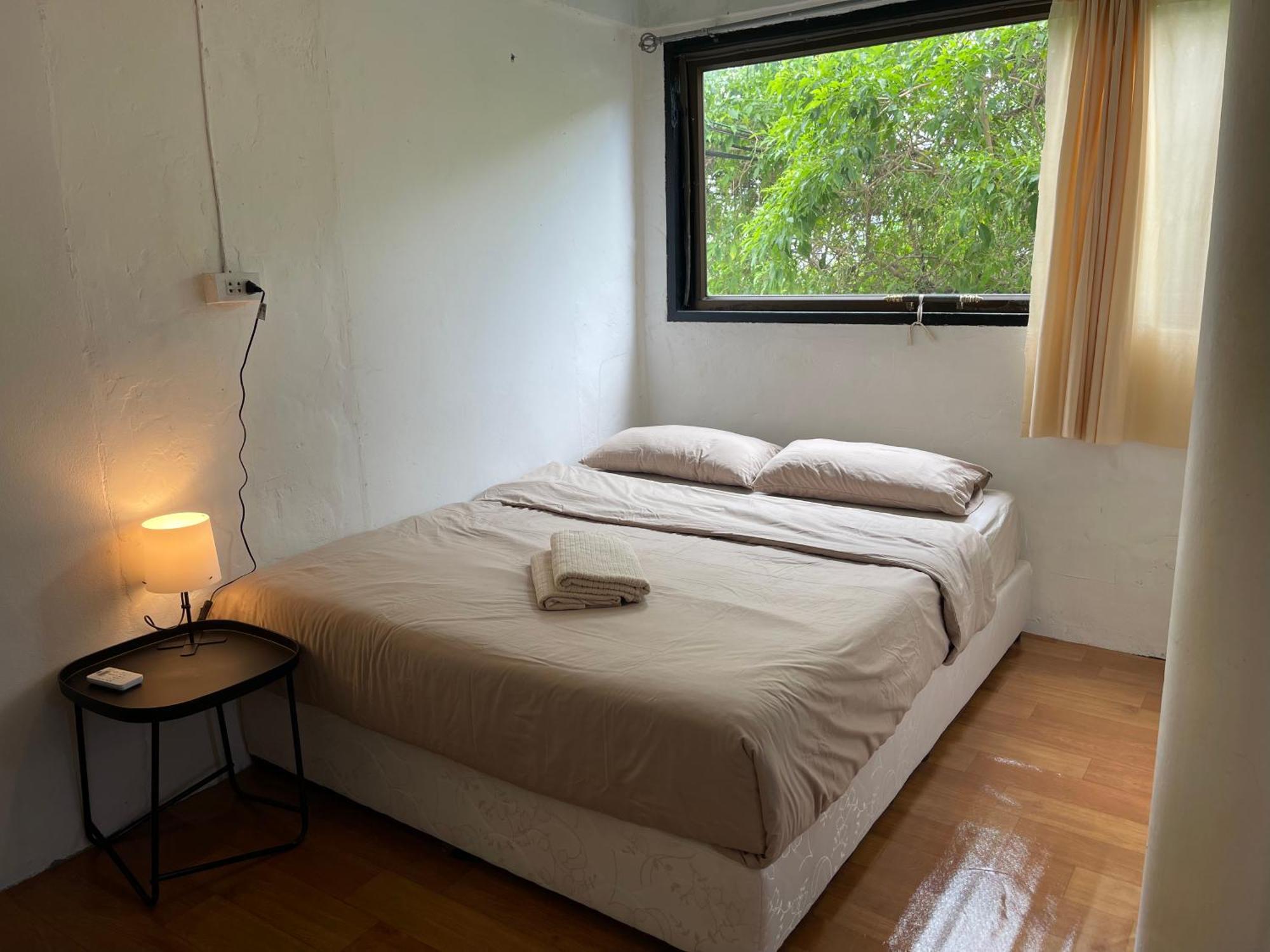Budget Room Koh Phangan Pier With Ac Zewnętrze zdjęcie